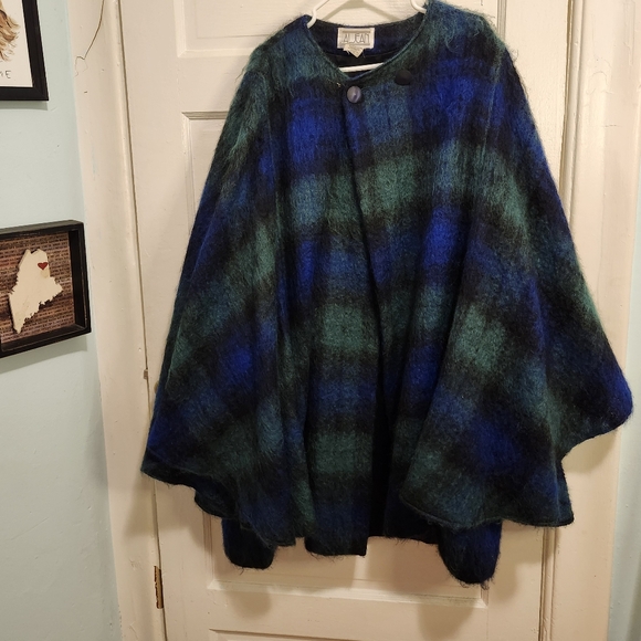 Vintage Mohair and wool Cape - Picture 1 of 6